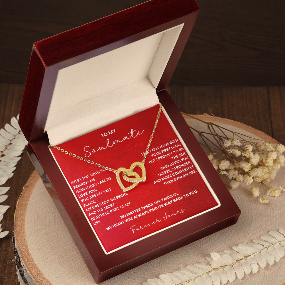 Gift for Soulmate - Interlocking Hearts Necklace - Romantic Jewelry