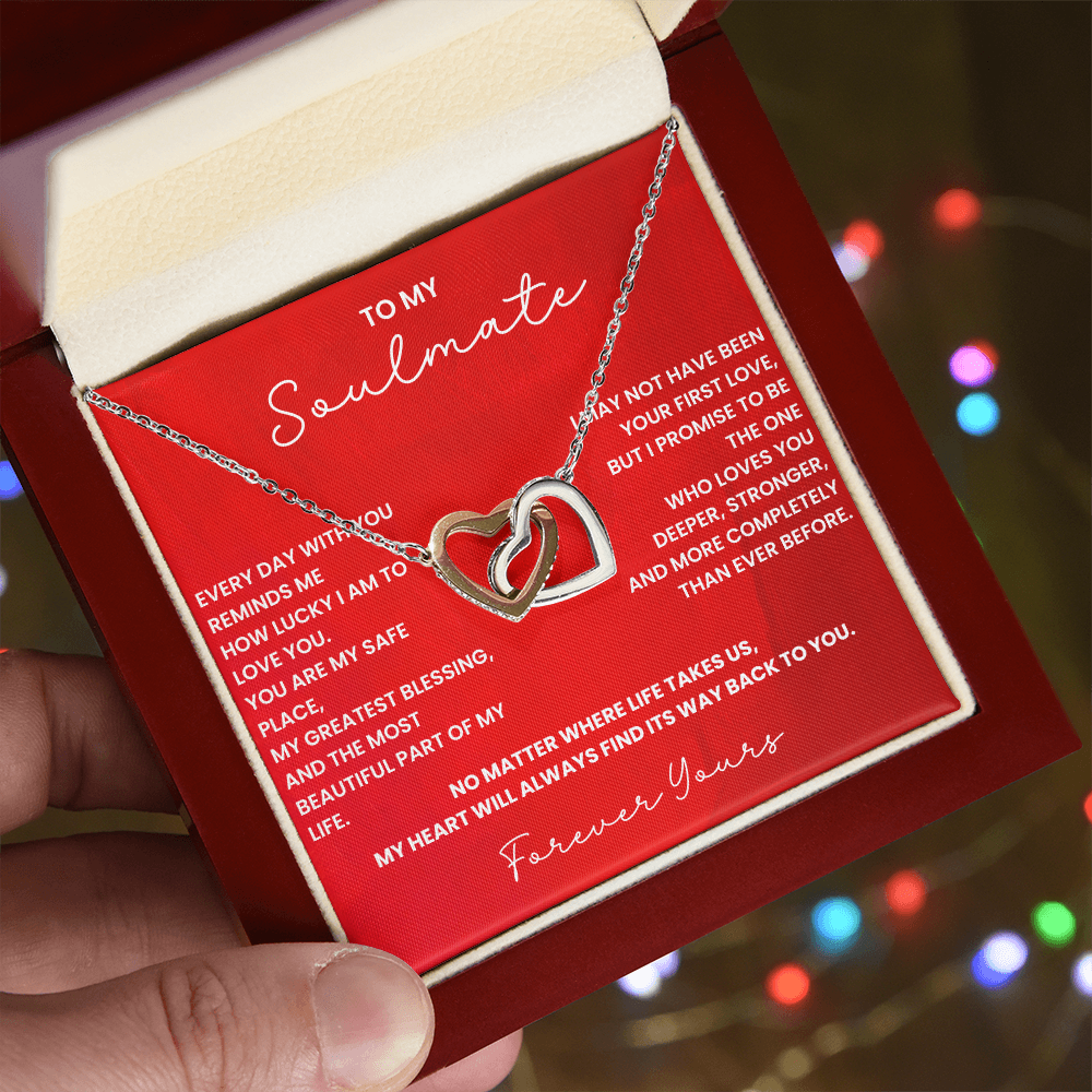 Gift for Soulmate - Interlocking Hearts Necklace - Romantic Jewelry