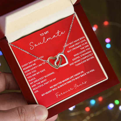 Gift for Soulmate - Interlocking Hearts Necklace - Romantic Jewelry
